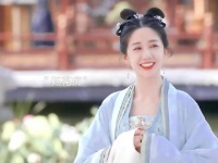 原来二皇子才是白玉的官配啊！两个都是单纯可爱的人很配啊