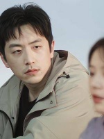 把糖纸夹钱包里藏许多年，每次都坚定的陪在身边默默注视着你……