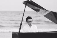 何菲：这一刻，该是同频吧