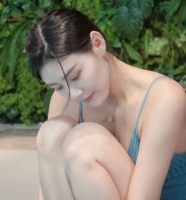 体坛第一美女刘湘晒照，酒窝太迷人，颜值太惊艳，粉裙太撩人