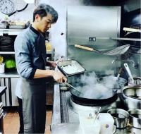 被嘲“史上最强软饭王”，从跑龙套到5亿驸马，他在豪门咋样了？