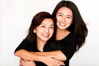 星二代高亦心罕见出镜，身材高挑眉眼精致，爸爸是著名演员高曙光