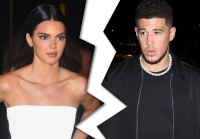 这下真分了！TMZ：由于双方各自日程忙碌，布克和詹娜已分手