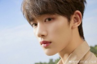 丁程鑫发长文庆祝成团三周年：祝大家此刻快乐