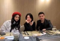 小S许雅钧夫妻懒理汪小菲爆料，为二女儿同框庆生，力证感情稳定