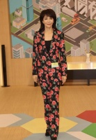 离巢后首次亮相TVB！郑裕玲状态佳，前男友与其分手后性取向成谜