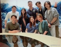 林志玲与老公参加聚会同框合影，夫妇私下状态曝光