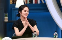 韩佳人曝光家庭生活，女儿聪慧，儿子调皮，老公憨厚，全家好幸福