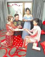 TVB绿叶江晖低调结婚，众多TVB艺人做伴郎，离巢12年已转型做幕后