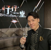 王贤志自曝丈夫是初恋，结婚六年恩爱如初，承认曾对陈键锋有好感