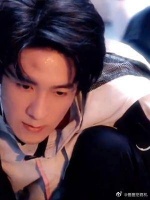 好想魂穿那个按腿的大哥