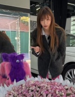 偶像与粉丝的积极关系展示：痞幼与粉丝的真诚互动