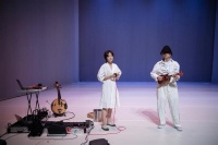 新民艺评丨看戏，不是去做阅读理解