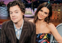 旧情复燃！曝詹娜甩掉布克已与前男友复合，闲不住的交际花