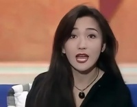 香港知名玉女歌手发胖明显！未婚为富商产下一子，当单亲妈妈多年