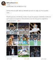 梅西庆祝夺得世界杯冠军，手捧大力神杯太兴奋，胡歌等人发文庆贺