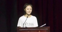 赵今麦以全国第一考入中戏，素颜出镜，引起网友热议