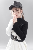 赵本山弟子丫蛋透露将生三胎 距离预产期有20多天