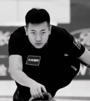 冰壶运动员王一博去世引热议，知情人透露死因，年仅27岁令人惋惜