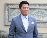 TVB知名配角一年播7剧成劳模！自觉女儿不漂亮，希望她做普通人