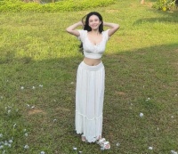 邱淑贞大女儿近照罕见曝光，遗传妈妈好基因，高颜值被赞最美星二代