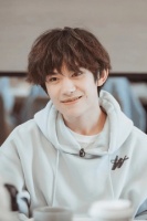 易烊千玺，又摊上事了？