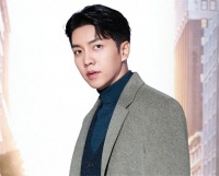 韩国国民儿子李昇基亲揭剃头原因，称会继续活动，继续斗争下去