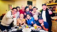 苗侨伟为妻子戚美珍庆生大秀恩爱，黄日华罗兰等老友齐聚引回忆杀