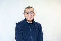 刘銮雄买下吕丽君房产租回给对方，将转赠妻子，甘比成吕丽君房东