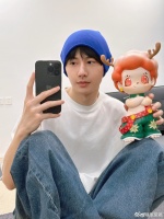 王佑硕说白发诃那来了，今天是不是也要我为你流眼泪啊