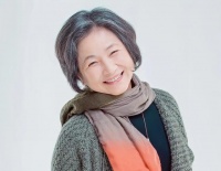 知名老戏骨或将正式息影！身体转差靠轮椅代步，全家已移民美国