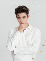 陈飞宇后援会公告抵制私生 呼吁理性追星保持距离