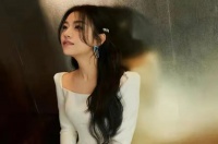 陈妍希被曝疑似婚内出轨！与男演员关系亲密，亲手喂彭冠英东西吃