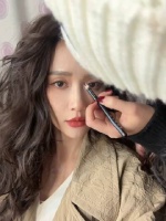 陈乔恩吐槽自己的化妆师：每次我在录视频……