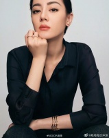 迪丽热巴正式接替Angelababy杨颖……