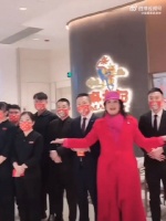 小玥儿果然没有回来过年，汪小菲也没去接，嘴炮而已……