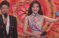 马凡舒回应被叫“五粮液”！被质疑妆容显老，晒旗袍美图自我正名