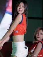 高清饭拍韩国AOA女团“申惠晶”现场原声版舞蹈片段……