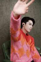 Y艺人坑初恋？王鹤棣被小花盯上？尹正没戏拍？金星被讨好？姨太问答