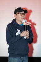 程耳与四刷观众交流剧情巧思 王一博高燃台词引发网友共鸣