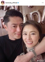 霍建华、林心如晒合照️：这两人私下打扮好低调……