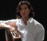 王力宏激动喊话儿女：700米路像是隔着大海，去年太不容易了