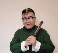 宁可落魄也不拜师赵本山，如今认网红当干爹！
