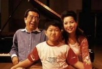 83岁接商演赚钱，小儿子即将刑满释放，李双江晚年竟如此凄凉！