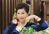 香港知名老戏骨惊喜复出！大秀琴技惊艳观众，当老师桃李满天下