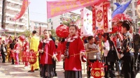 三都：五龙“出海”闹新春