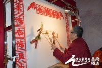 孝义皮影戏耀眼亮相年俗文化节