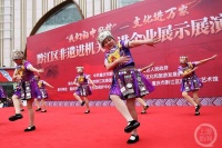 重庆黔江：展演非遗迎新春