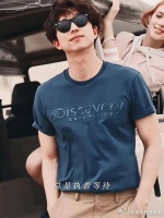 第一次羡慕一个男生的身材比例……