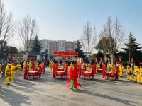 狮子舞、鼓舞、曲剧，孟州市河雍街道：载歌载舞迎新春